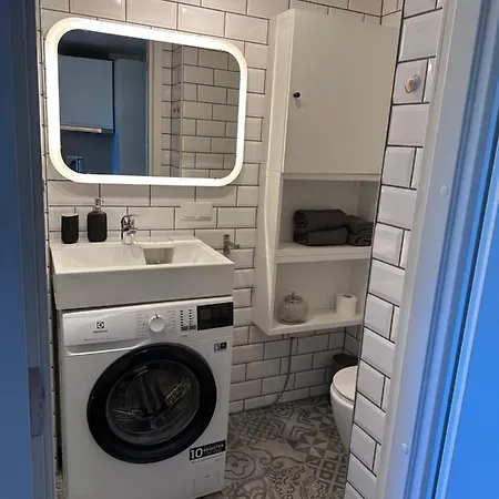 M Loft2 - Center With Gated Free Parking *