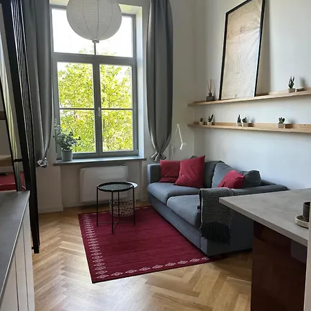 M Loft2 - Center With Gated Free Parking Apartment