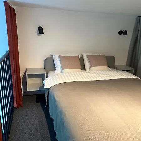 M Loft2 - Center With Gated Free Parking Apartment