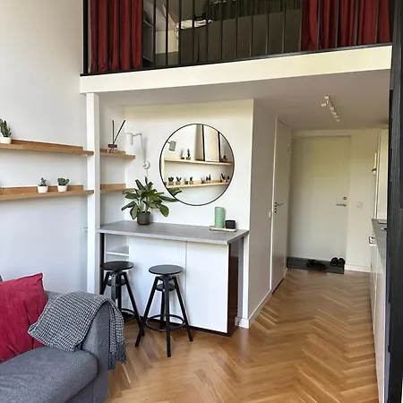 M Loft2 - Center With Gated Free Parking Apartment