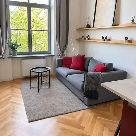 M Loft2 - Center With Gated Free Parking