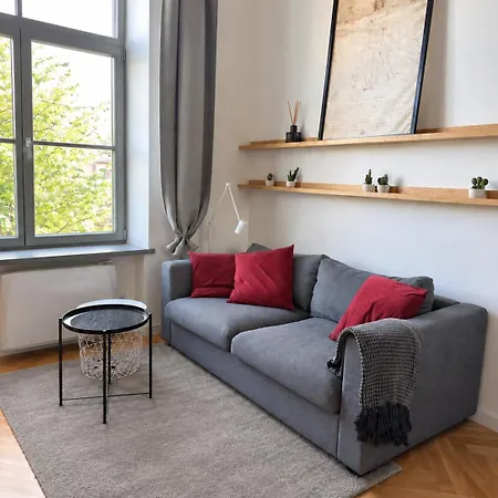 M Loft2 - Center With Gated Free Parking Apartment