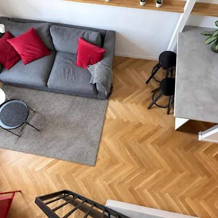 Apartment M Loft2 - Center With Gated Free Parking *