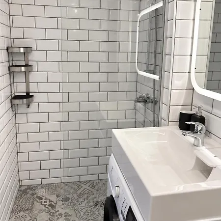 Apartment M Loft2 - Center With Gated Free Parking